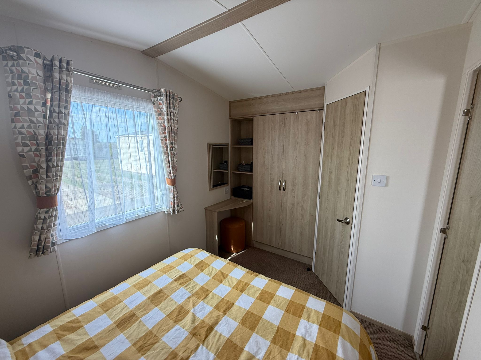 Sherwood 343 interior 9